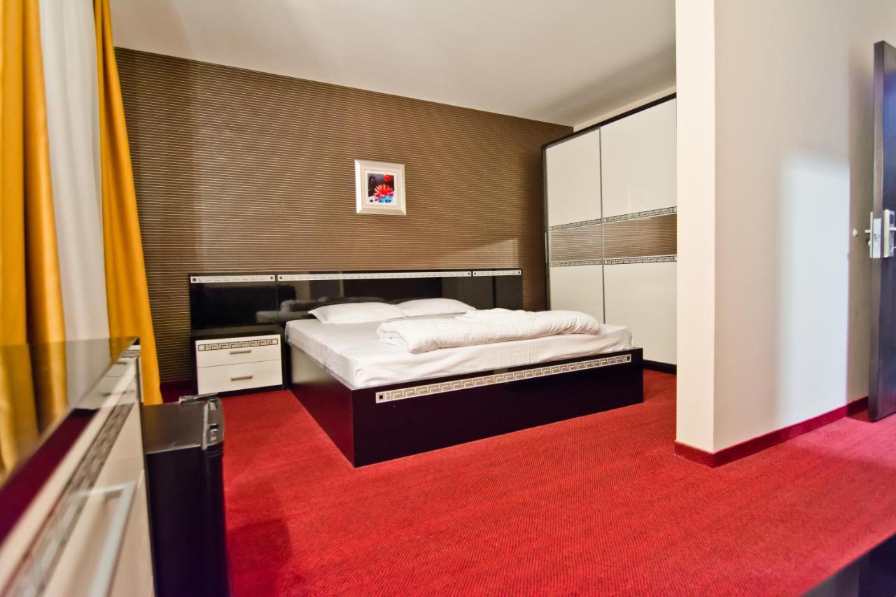 Hotel Romantika Haskovo Bagian luar foto